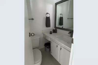 20335 W Country Club Dr #1701, Aventura, FL 33180 - Photo 12