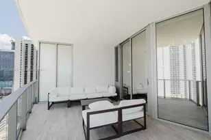 851 NE 1st Ave, Miami, FL 33132 - Photo 34