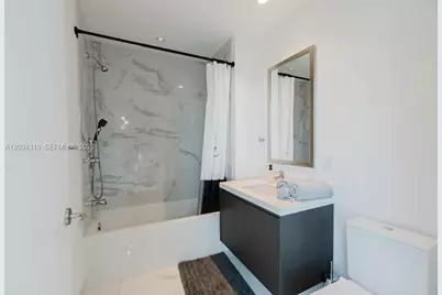 851 NE 1st Ave #2403, Miami, FL 33132 - Photo 14