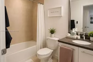 90 SW 3rd St, Miami, FL 33130 - Photo 8