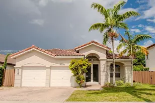 8526 NW 110 Pl, Doral, FL 33178 - Photo 1