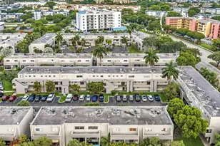 210 NW 87th Ave, Miami, FL 33172 - Photo 52