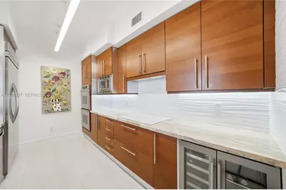 715 Bayshore Dr #705, Fort Lauderdale, FL 33304 - Photo 14