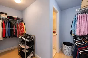 2160 NW 98th St, Miami, FL 33147 - Photo 10