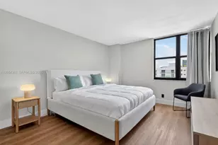 2555 Collins Ave, Miami Beach, FL 33140 - Photo 12