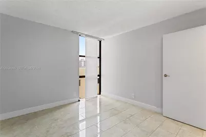 17021 N Bay Rd #429, Sunny Isles Beach, FL 33160 - Photo 28