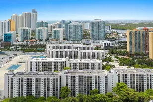 17021 N Bay Rd, Sunny Isles Beach, FL 33160 - Photo 38