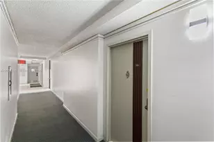 17021 N Bay Rd, Sunny Isles Beach, FL 33160 - Photo 8