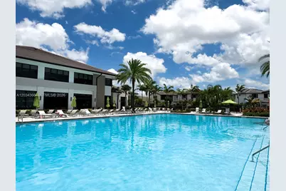 8001 NW 41st St #205, Doral, FL 33166 - Photo 20