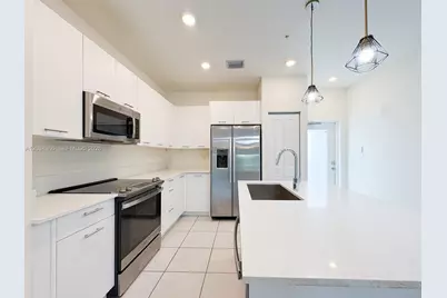 8001 NW 41st St #205, Doral, FL 33166 - Photo 2