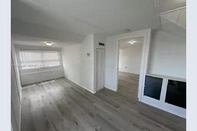274 E 9th St #4, Hialeah, FL 33010 - Photo 4
