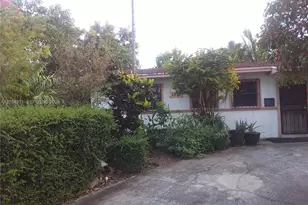 5300 SW 103rd Pl, Miami, FL 33165 - Photo 4