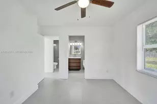 4701 N Andrews Ave, Oakland Park, FL 33309 - Photo 14