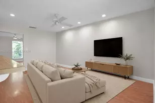 10953 SW 122nd Ct, Miami, FL 33186 - Photo 6