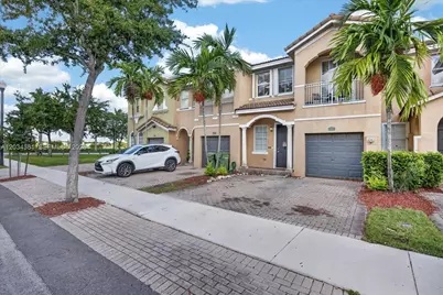 2491 SE 13th Ct, Homestead, FL 33035 - Photo 4