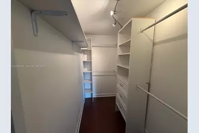 170 SE 14th St #1406, Miami, FL 33131 - Photo 6