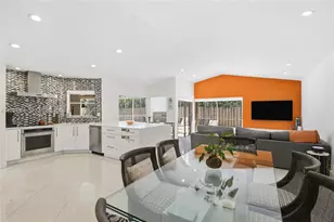9612 N Carousel Cir N, Boca Raton, FL 33434 - Photo 10