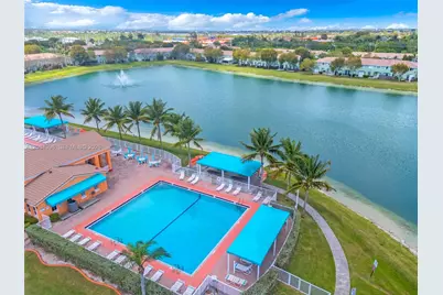 2551 SE 16th Ter #101, Homestead, FL 33035 - Photo 10