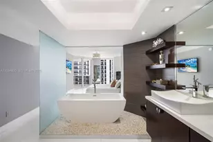 4779 Collins Ave, Miami Beach, FL 33140 - Photo 16