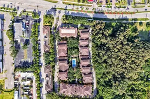 425 NE 69th Cir, Boca Raton, FL 33487 - Photo 44