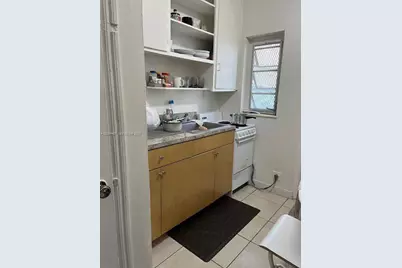 730 SW 10th St #4, Miami, FL 33130 - Photo 8