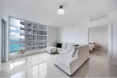 300 S Biscayne Blvd #T-3406, Miami, FL 33131 - Photo 4