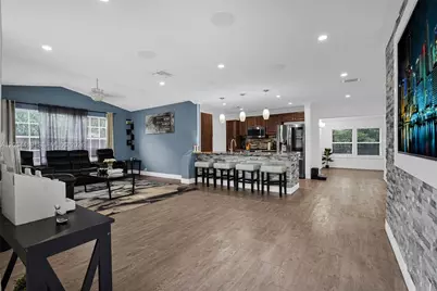 4431 NW 36th Ct, Lauderdale Lakes, FL 33319 - Photo 4