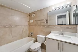 19201 Collins Ave, Sunny Isles Beach, FL 33160 - Photo 8