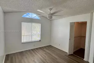 911 Coral Club Dr, Coral Springs, FL 33071 - Photo 2