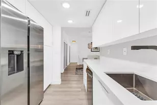 300 Bayview Dr, Sunny Isles Beach, FL 33160 - Photo 8