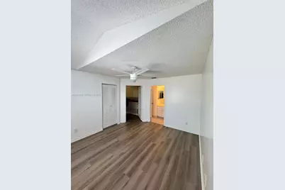 911 Coral Club Dr #911, Coral Springs, FL 33071 - Photo 4