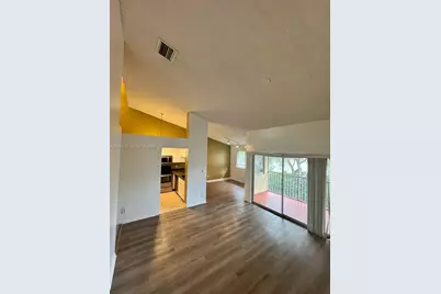 911 Coral Club Dr #911, Coral Springs, FL 33071 - Photo 26