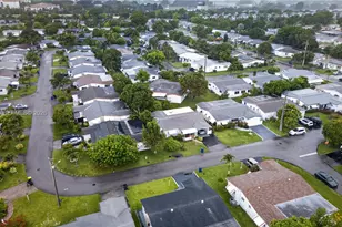 4271 NW 49th Terrace, Lauderdale Lakes, FL 33319 - Photo 44