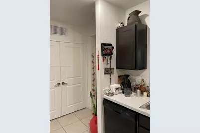 556 NE 5th St, Florida City, FL 33034 - Photo 6