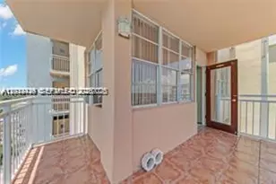 2025 NE 164th St, North Miami Beach, FL 33162 - Photo 24