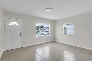 2791 SW 34th Ct, Miami, FL 33133 - Photo 6