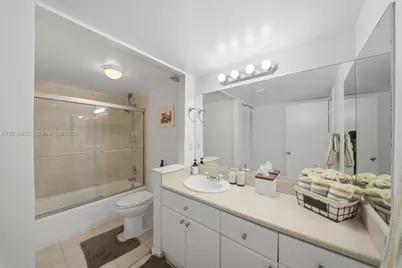 2016 Bay Dr #504, Miami Beach, FL 33141 - Photo 14