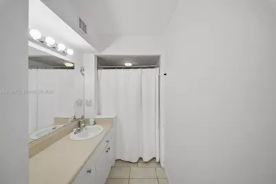 2016 Bay Dr #504, Miami Beach, FL 33141 - Photo 22