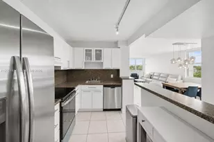 2016 Bay Dr, Miami Beach, FL 33141 - Photo 10