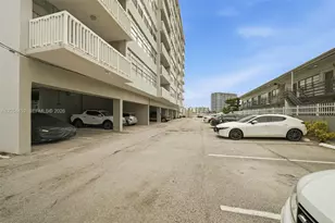 2016 Bay Dr, Miami Beach, FL 33141 - Photo 34