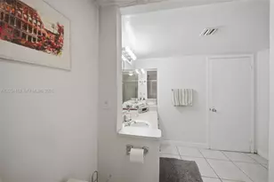 2016 Bay Dr, Miami Beach, FL 33141 - Photo 16