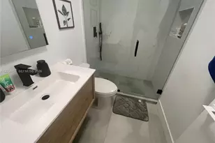 5733 NW 100th Ct, Doral, FL 33178 - Photo 34