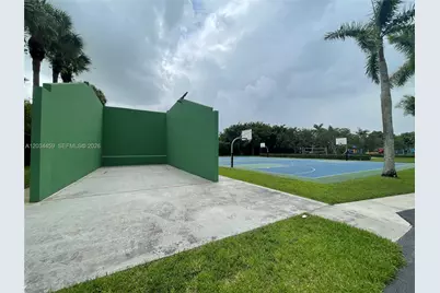 5733 NW 100th Ct, Doral, FL 33178 - Photo 66