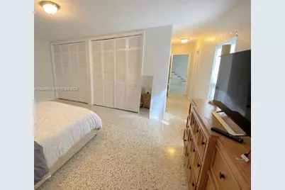 400 Miller Rd, Coral Gables, FL 33146 - Photo 16