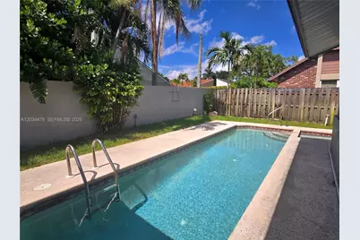 7921 NW 4th St, Plantation, FL 33324 - Photo 8
