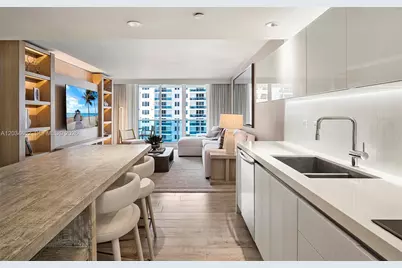 102 24th St #1112, Miami Beach, FL 33139 - Photo 14