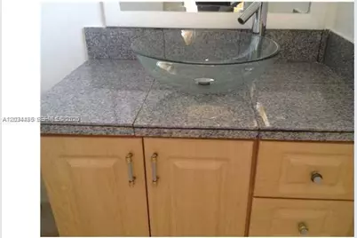 2903 N Miami Beach Blvd #505, North Miami Beach, FL 33160 - Photo 2