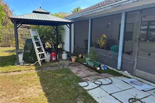 1513 SW Apricot Rd, Port Saint Lucie, FL 34953 - Photo 16