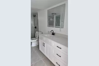 6050 NW 64th Ave #105, Tamarac, FL 33319 - Photo 8