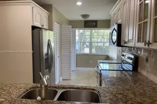 11160 SW 11th Pl, Davie, FL 33324 - Photo 6